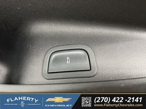 Used 2025 Buick Enclave Preferred AWD/4WD image 23
