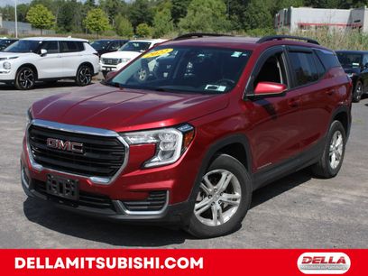 Used 2022 GMC Terrain SLE w/ Driver Convenience Package