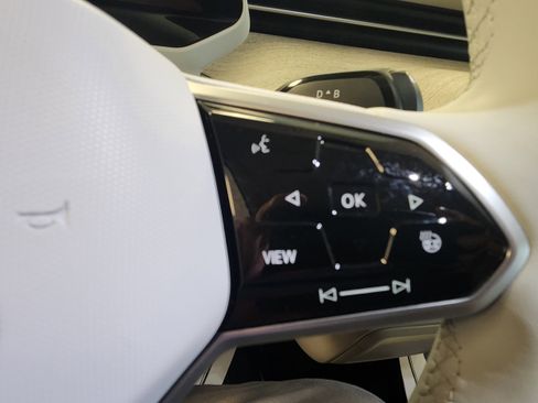 New 2025 Volkswagen ID. Buzz Pro S Plus image 19