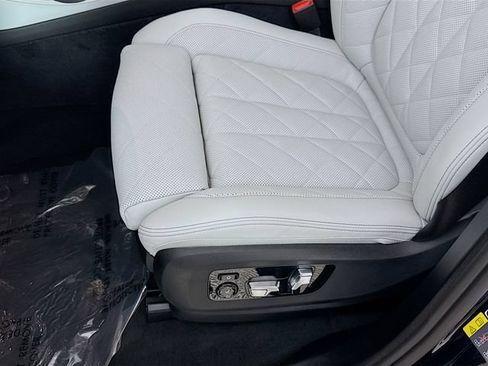 New 2026 BMW X5 xDrive50e w/ M Sport Package AWD/4WD image 20