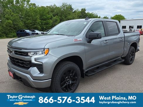 New 2026 Chevrolet Silverado 1500 RST w/ Convenience Package II AWD/4WD image 4