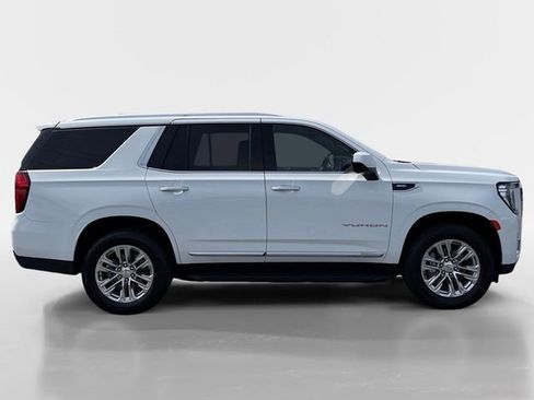Used 2024 GMC Yukon SLT AWD/4WD image 6