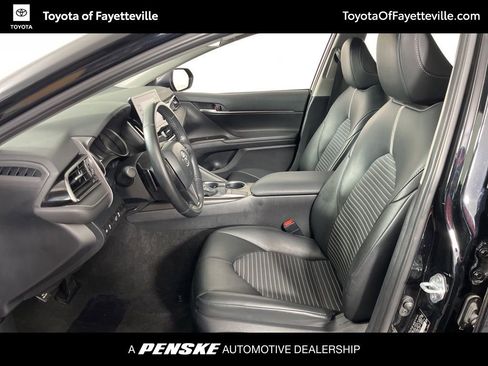 Used 2024 Toyota Camry SE image 19