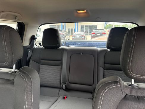 Used 2022 Nissan Frontier SV RWD image 10