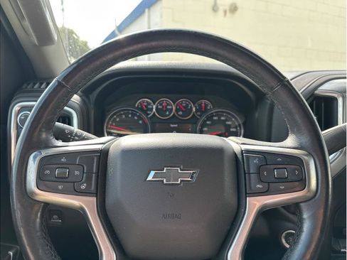 Used 2019 Chevrolet Silverado 1500 LT Trail Boss AWD/4WD image 26