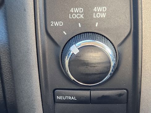 Used 2013 RAM 1500 Express image 16