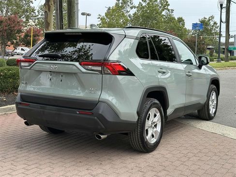 Used 2019 Toyota RAV4 XLE image 29