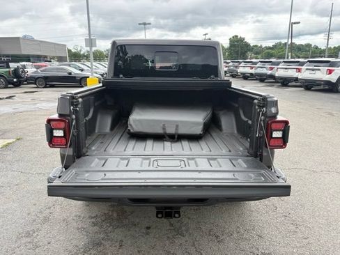 Used 2022 Jeep Gladiator Mojave w/ LED Lighting Group AWD/4WD image 30