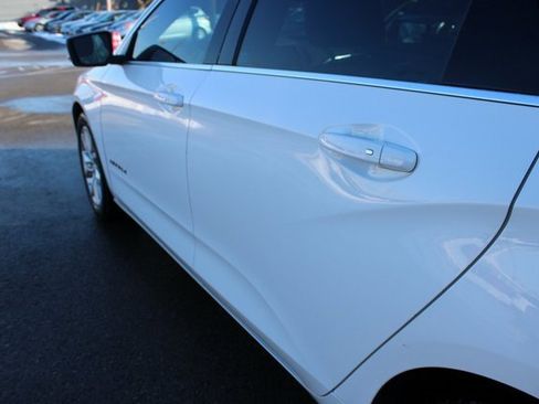 Used 2019 Chevrolet Impala LT image 31