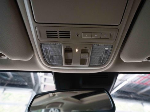 Used 2020 Honda CR-V Touring image 18