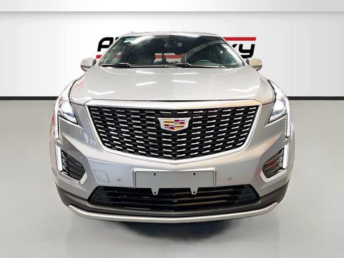 Used 2024 Cadillac XT5 Premium Luxury AWD/4WD image 2