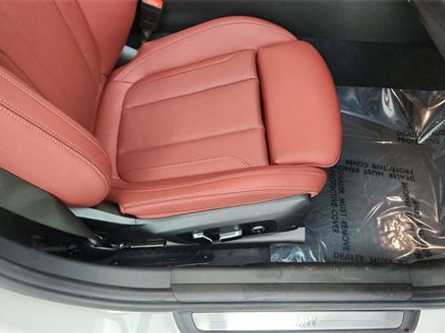 Used 2025 BMW 330i xDrive Sedan image 23