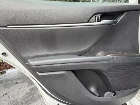 Used 2023 Toyota Camry SE FWD image 30