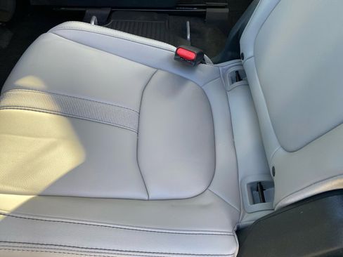 Certified 2023 Honda Pilot Touring image 16