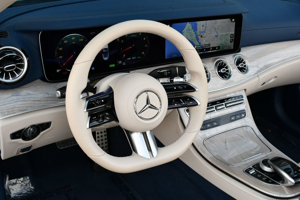 Used 2022 Mercedes-Benz E 450 Cabriolet image 63