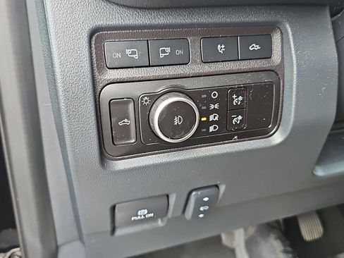 Used 2024 Ford F350 Platinum AWD/4WD image 23