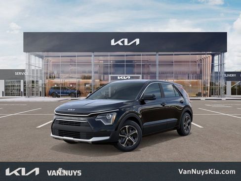 New 2026 Kia Niro LX image 1