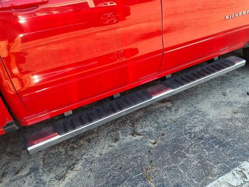 Used 2017 Chevrolet Silverado 1500 LT w/ All Star Edition AWD/4WD image 9
