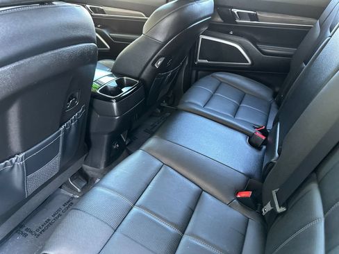 Used 2022 Kia Telluride EX FWD image 11