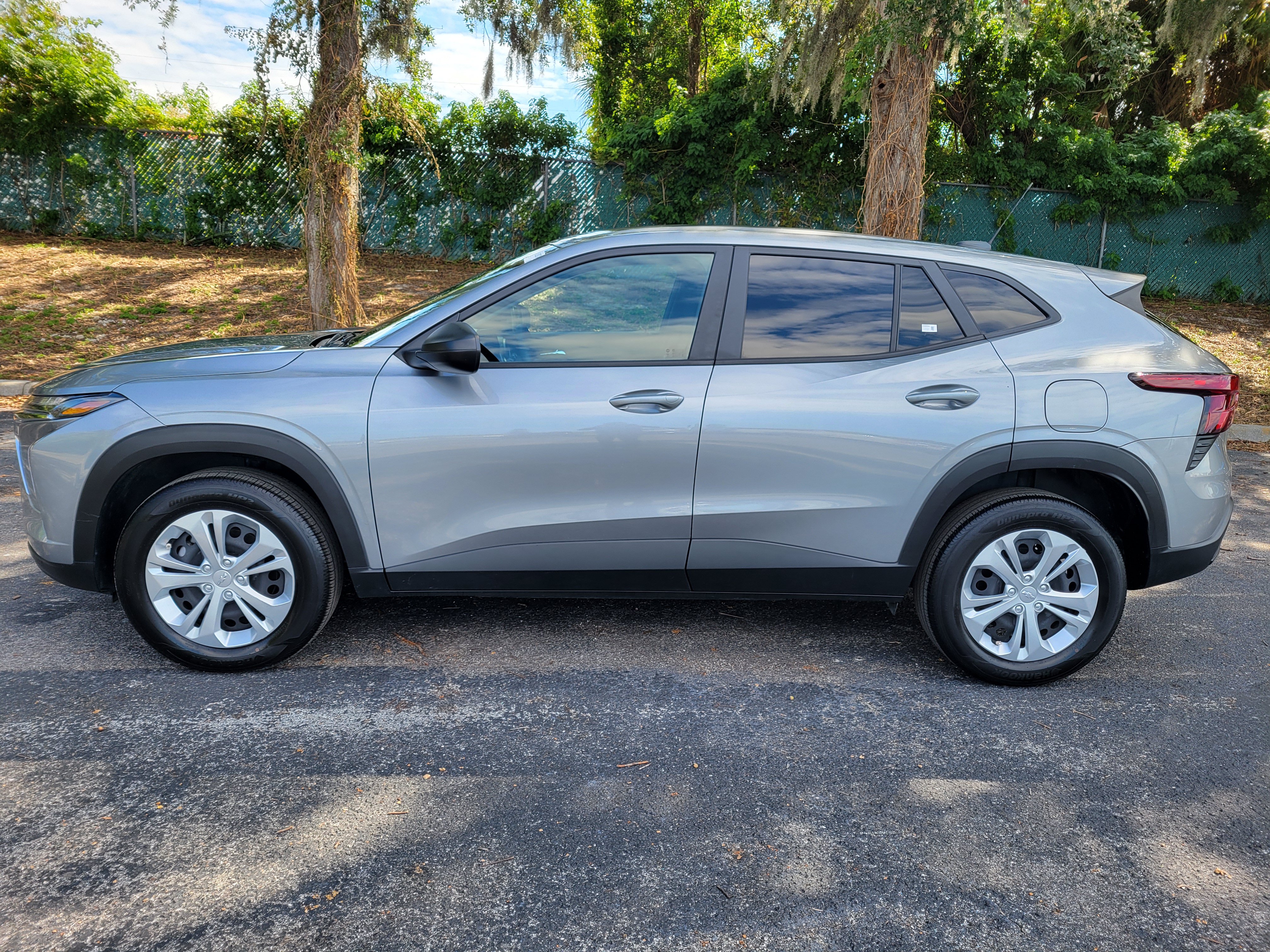 Certified 2024 Chevrolet Trax LS w/ Driver Confidence Package FWD image 9