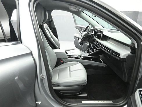 Certified 2022 Lincoln Corsair AWD w/ Equipment Group 101A image 30