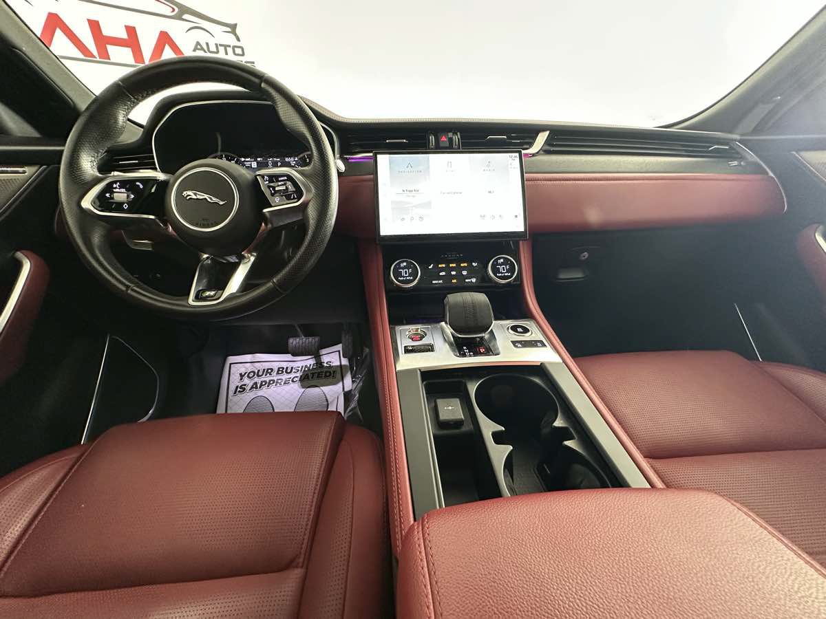 Used 2023 Jaguar F-PACE R-Dynamic S AWD/4WD image 30