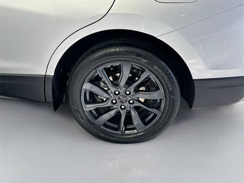 Used 2022 Chevrolet Equinox RS image 31