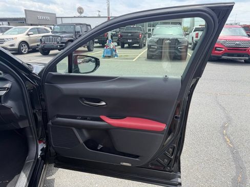 Used 2019 Lexus UX 200 F Sport w/ F Sport Premium Package FWD image 30
