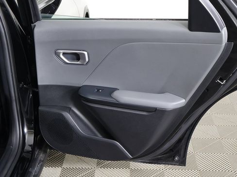Used 2025 Kia K4 LX image 23