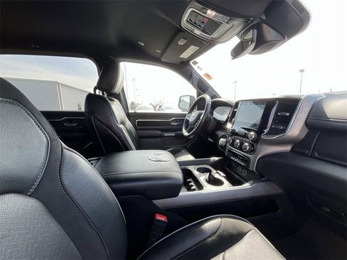 Used 2024 RAM 1500 Laramie image 16