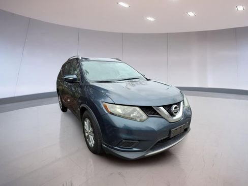 Used 2014 Nissan Rogue SV AWD/4WD image 1