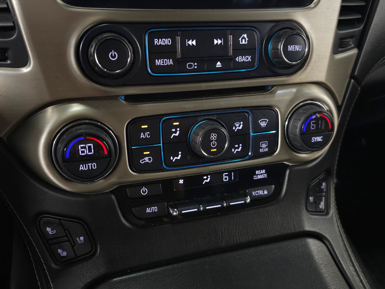Used 2017 GMC Yukon XL Denali w/ Open Road Package AWD/4WD image 30