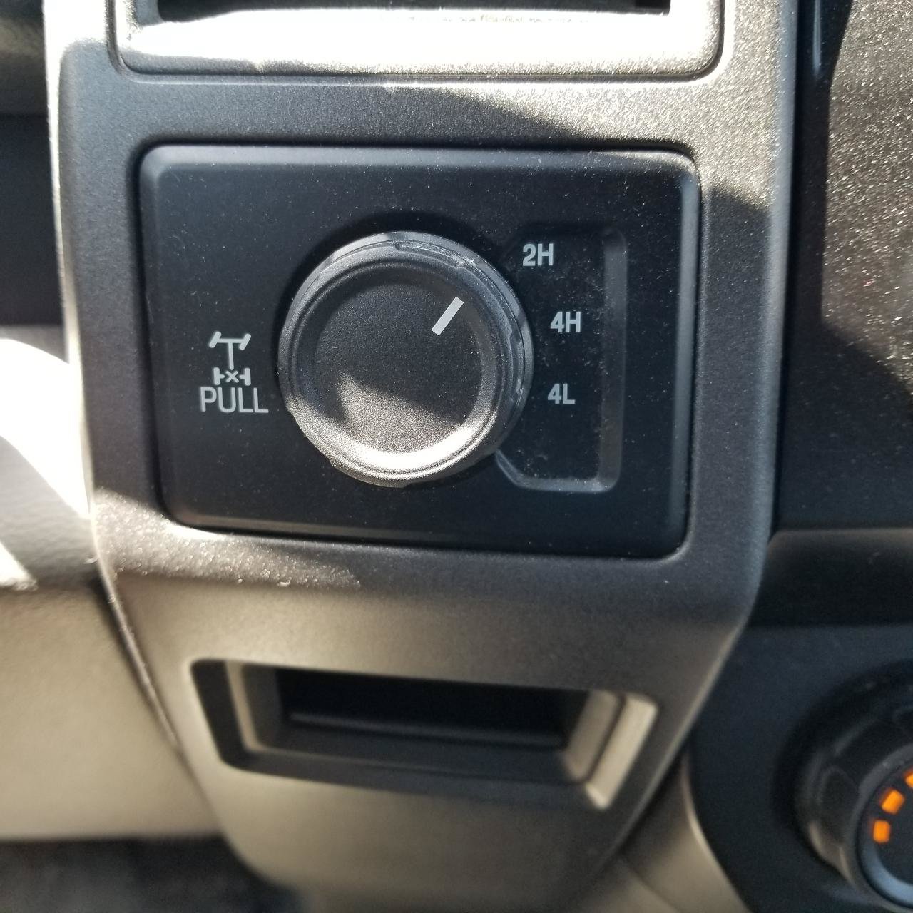 Used 2020 Ford F250 XL w/ Power Equipment Group AWD/4WD image 14