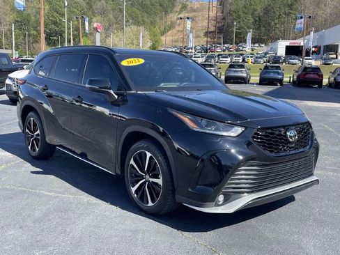 Used 2022 Toyota Highlander XSE image 6