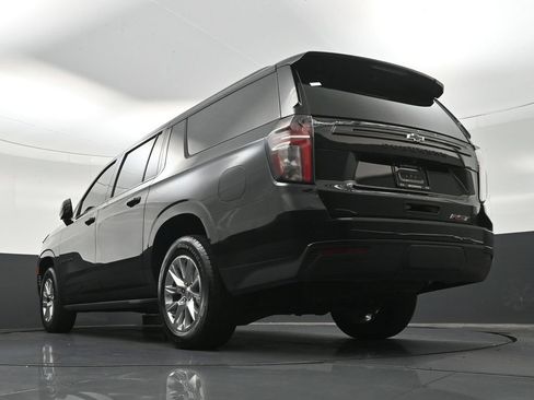 Used 2024 Chevrolet Suburban RST w/ Luxury Package RWD image 27