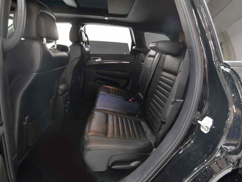 Used 2020 Jeep Grand Cherokee Limited X image 10