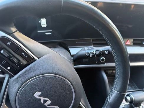 Certified 2023 Kia Sportage EX AWD/4WD image 31