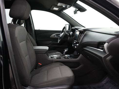 Used 2023 Chevrolet Traverse LT AWD/4WD image 13
