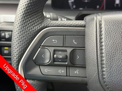 Used 2025 Toyota Tacoma TRD Off-Road w/ TRD Off Road Upgrade Package AWD/4WD image 20