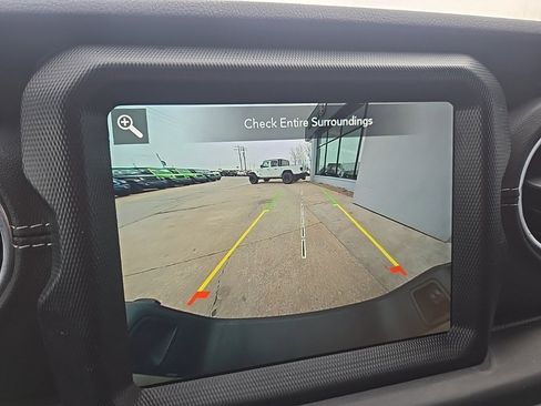 Used 2021 Jeep Gladiator Overland w/ Popular Equipment Package image 64