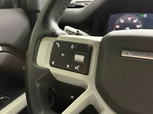 Used 2022 Land Rover Defender 110 S image 33