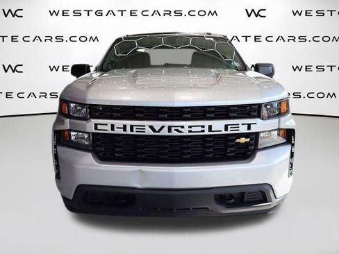 Used 2021 Chevrolet Silverado 1500 Custom image 4