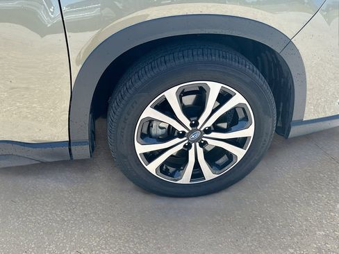 Certified 2024 Subaru Forester Limited AWD/4WD image 31