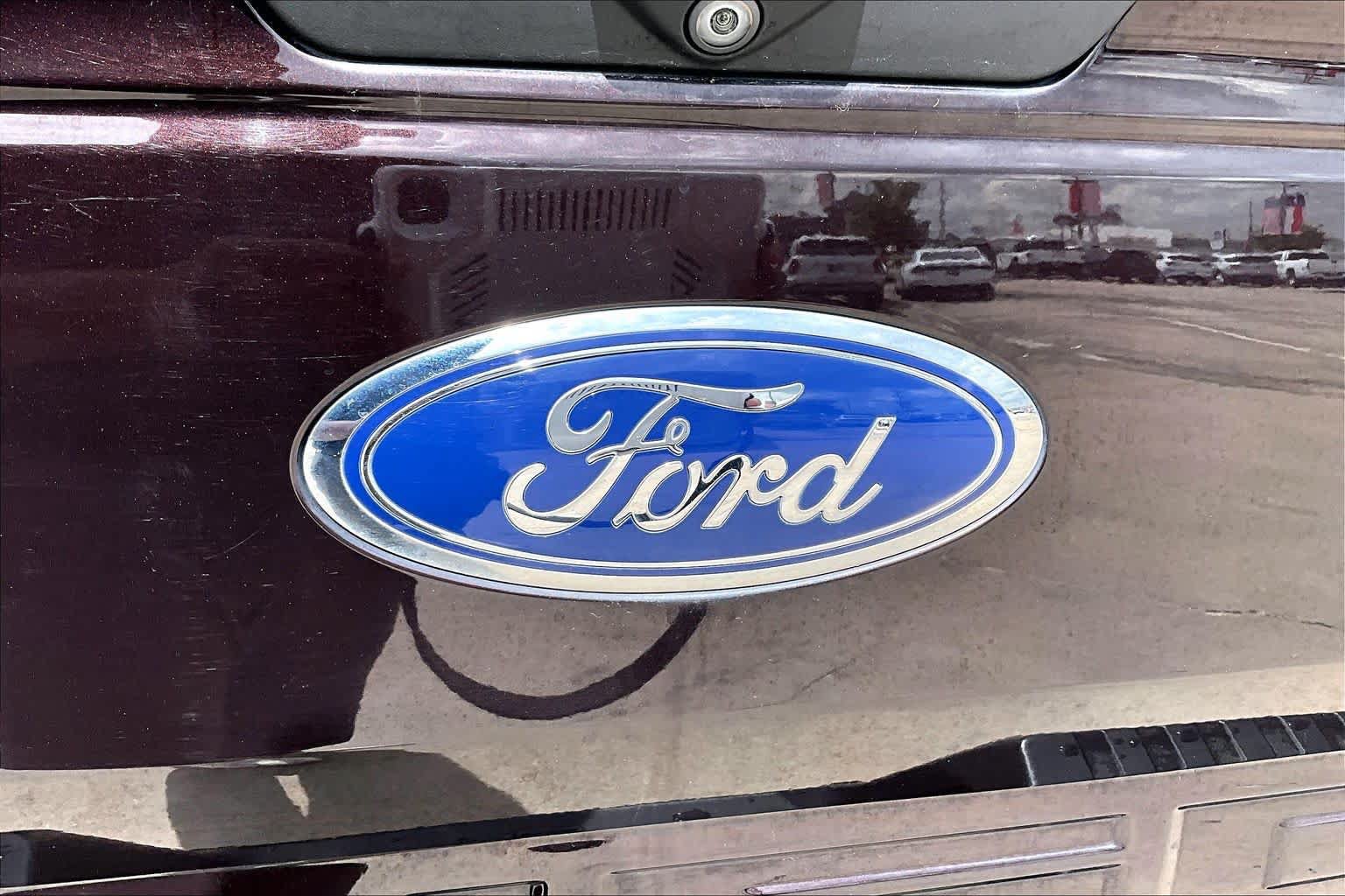 Used 2018 Ford F150 XLT w/ Equipment Group 302A Luxury AWD/4WD image 31