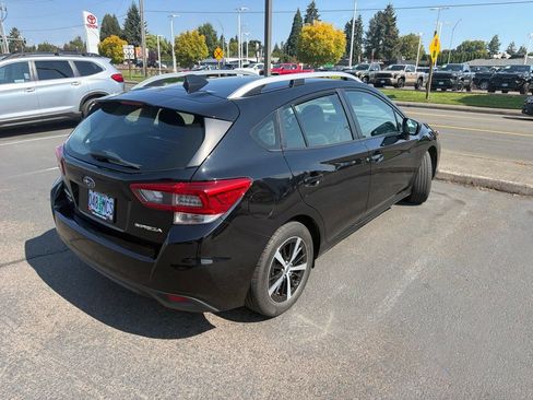 Used 2020 Subaru Impreza 2.0i Premium w/ Popular Package #2 AWD/4WD image 3
