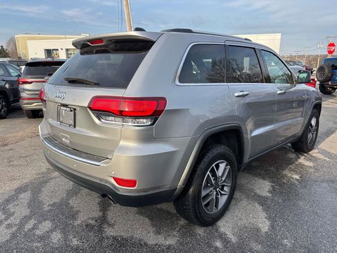 Certified 2021 Jeep Grand Cherokee Limited image 3