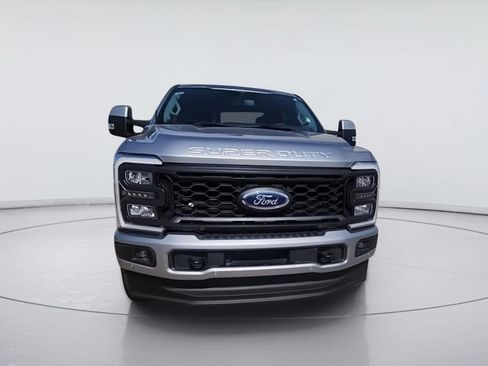 Used 2023 Ford F250 Lariat w/ Lariat Ultimate Package AWD/4WD image 3