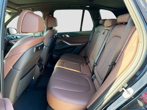 Certified 2024 BMW X5 sDrive40i w/ M Sport Package image 21