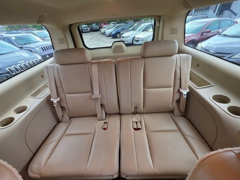 Used 2012 GMC Yukon XL SLT w/ Regional Value Package RWD image 17