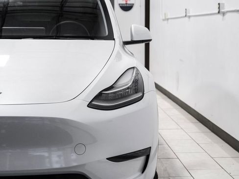 Used 2023 Tesla Model Y Long Range AWD/4WD image 47